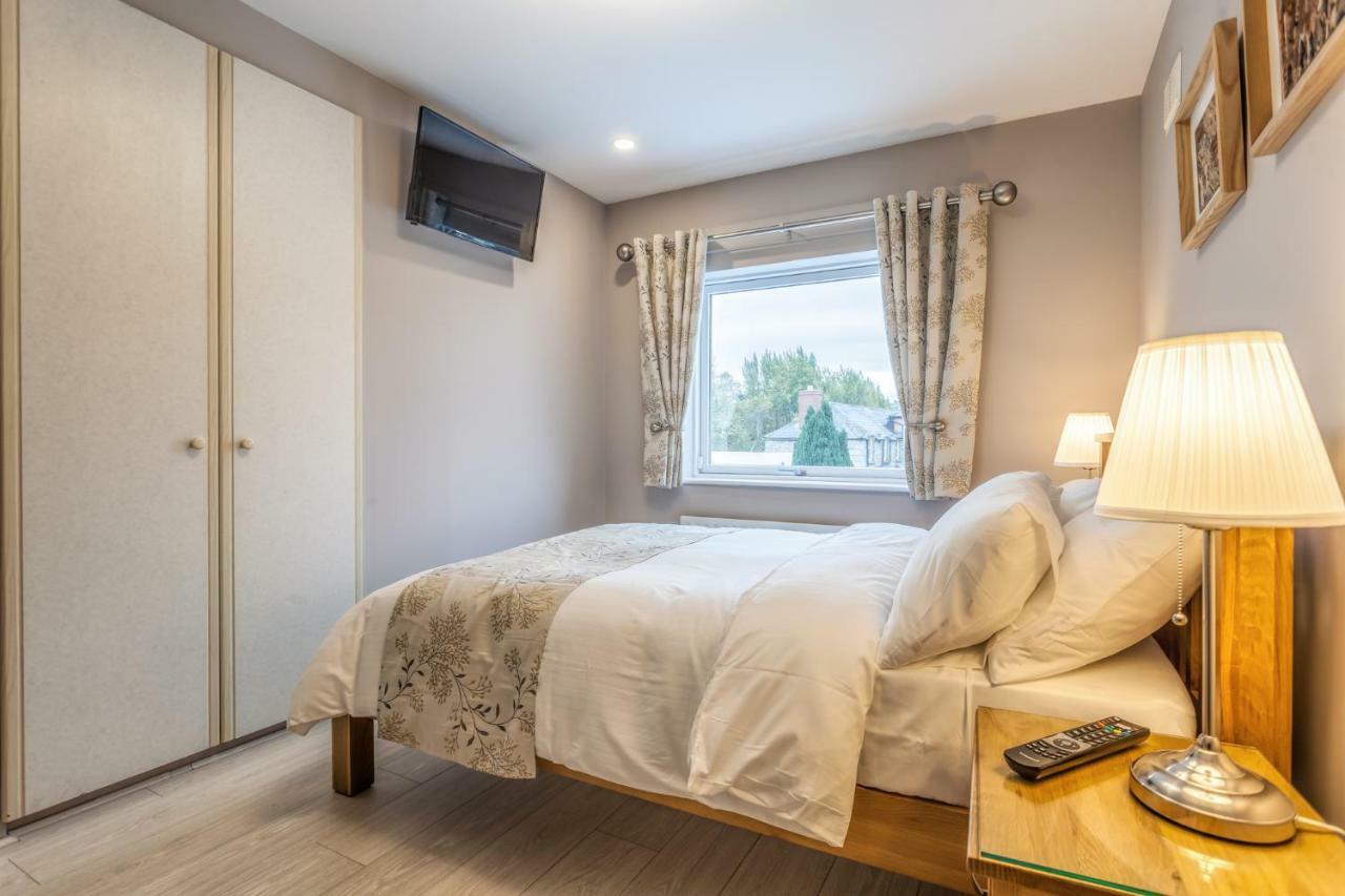 Hôtel Tintawn House à Sandyford Extérieur photo