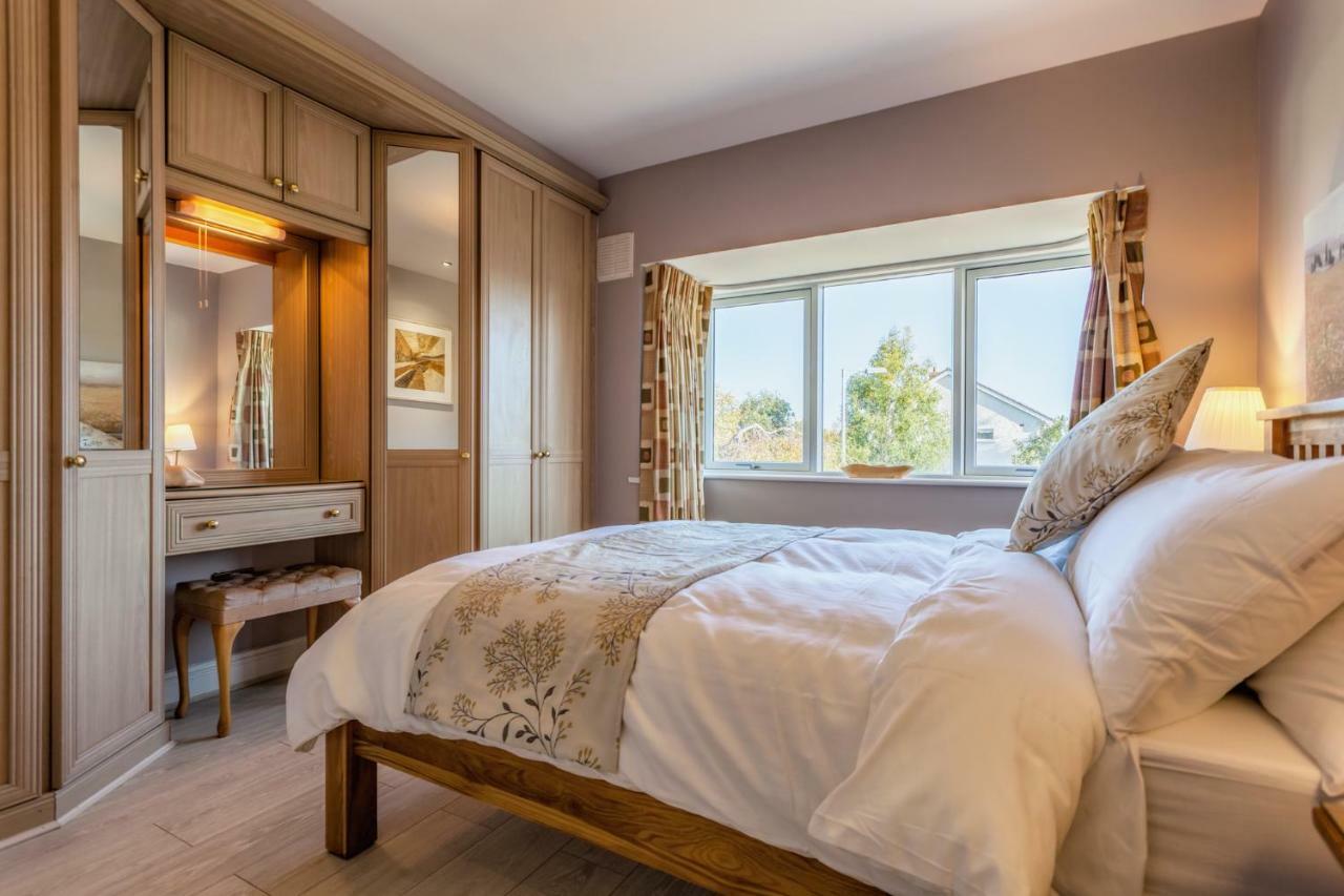 Hôtel Tintawn House à Sandyford Extérieur photo