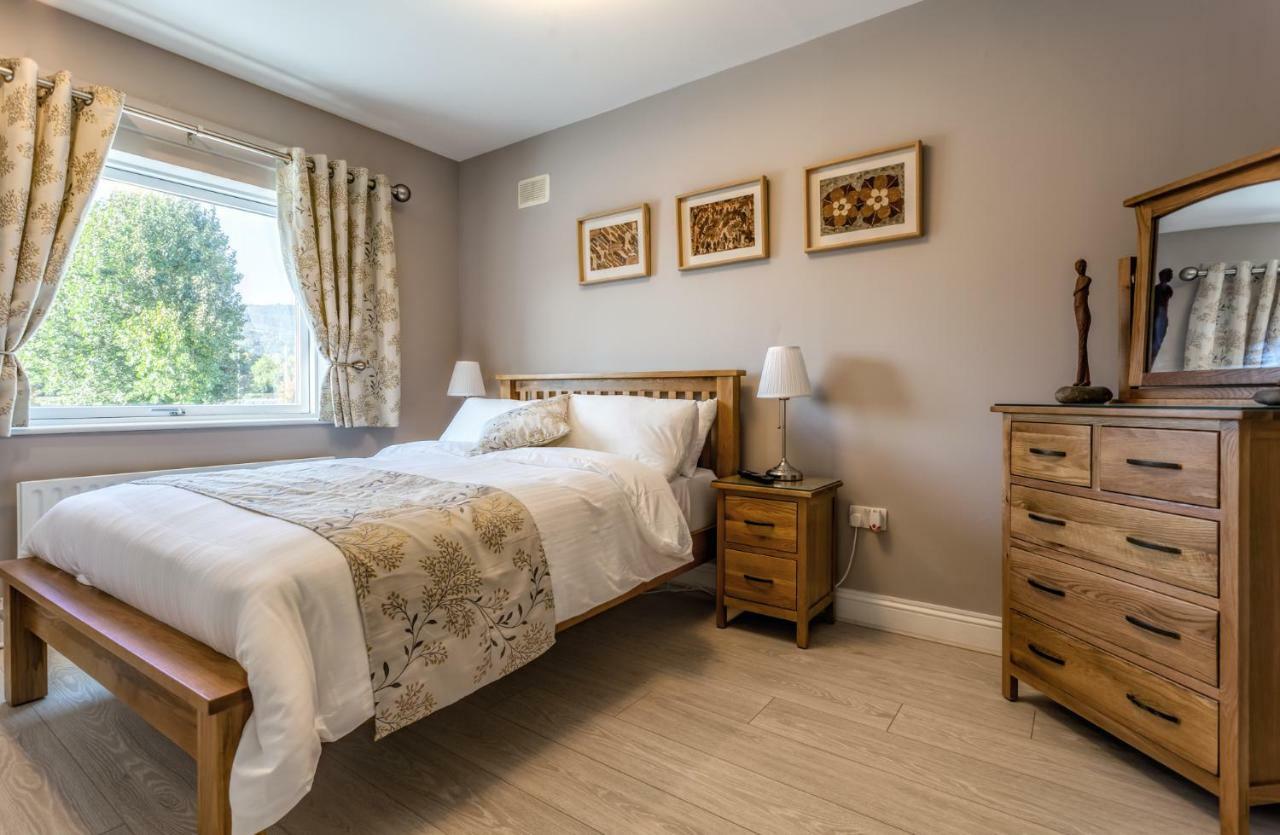 Hôtel Tintawn House à Sandyford Extérieur photo